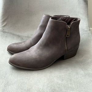 Women’s UnionBay Booties